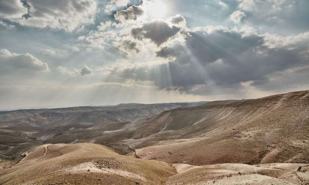 Israel's Climate Mosaic: From Desert Sands to Snowy Peaks
