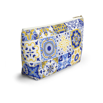 Mosaic Accessory Pouch w T-bottom side angle